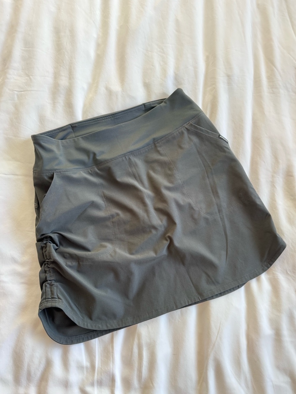 Patagonia Side cinch skirt with shorts